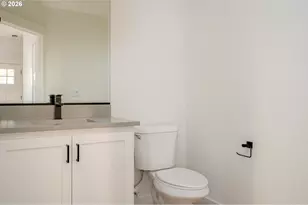 12086 SE Market St, Portland, OR 97216 - Photo 7