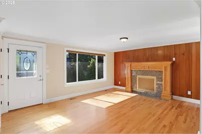 17909 NE Everett Ct, Portland, OR 97230 - Photo 3