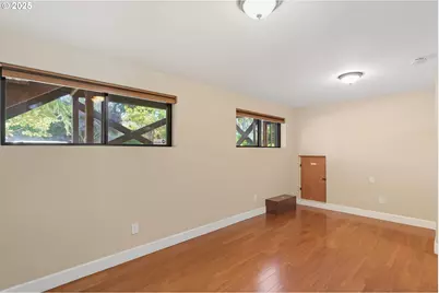 17909 NE Everett Ct, Portland, OR 97230 - Photo 17