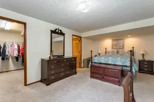 800 NW Michelbook Ln, McMinnville, OR 97128 - Photo 29