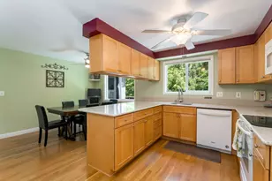 800 NW Michelbook Ln, McMinnville, OR 97128 - Photo 11