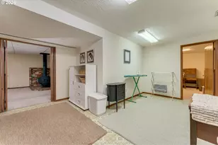 800 NW Michelbook Ln, McMinnville, OR 97128 - Photo 35