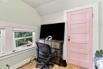 8270 SW Sorrento Rd, Beaverton, OR 97008 - Photo 19