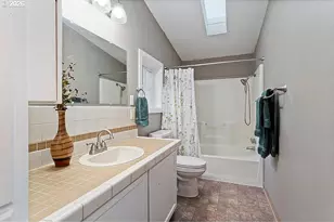 774 SW Sunset Way, Troutdale, OR 97060 - Photo 17