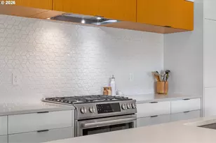 490 SE 18th Ave, Portland, OR 97214 - Photo 9