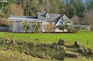 1401 S Water St, Silverton, OR 97381 - Photo 25