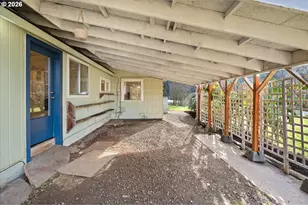 1401 S Water St, Silverton, OR 97381 - Photo 27