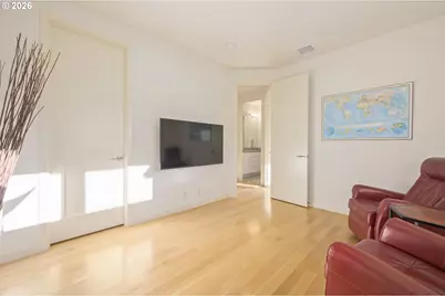 2490 Panorama Dr, Eugene, OR 97405 - Photo 33