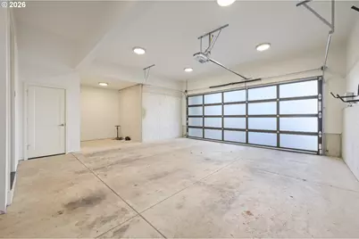 2490 Panorama Dr, Eugene, OR 97405 - Photo 35