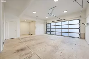 2490 Panorama Dr, Eugene, OR 97405 - Photo 35