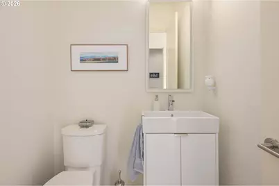 2490 Panorama Dr, Eugene, OR 97405 - Photo 21
