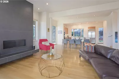 2490 Panorama Dr, Eugene, OR 97405 - Photo 7