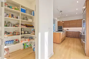 2490 Panorama Dr, Eugene, OR 97405 - Photo 19