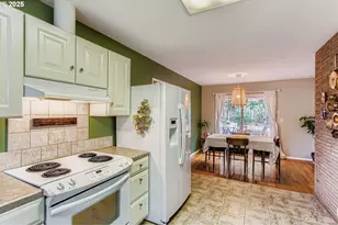 15820 NE Broadway, Portland, OR 97230 - Photo 13