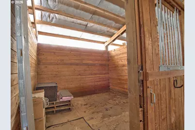 8895 SW Hillsboro Hwy, Hillsboro, OR 97123 - Photo 35