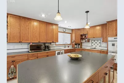 8895 SW Hillsboro Hwy, Hillsboro, OR 97123 - Photo 9