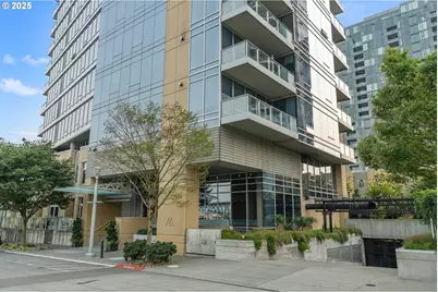 836 S Curry St #902, Portland, OR 97239 - Photo 1