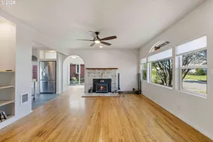 685 10th St SW, Bandon, OR 97411 - Photo 5
