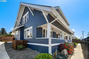 363 S Empire Blvd, Coos Bay, OR 97420 - Photo 7