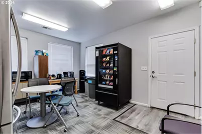 4224 W 7th Ave, Eugene, OR 97402 - Photo 21