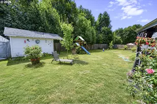 185 W Christy Ct, Yacolt, WA 98675 - Photo 3