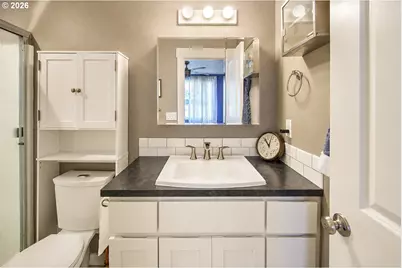 185 W Christy Ct, Yacolt, WA 98675 - Photo 27