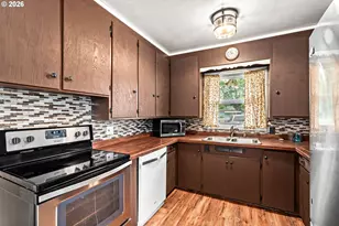 3003 River Rd, Eugene, OR 97404 - Photo 11