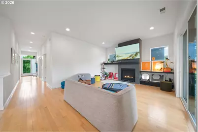 2076 NE Morgan St #A, Portland, OR 97211 - Photo 15