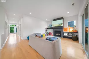 2076 NE Morgan St, Portland, OR 97211 - Photo 15