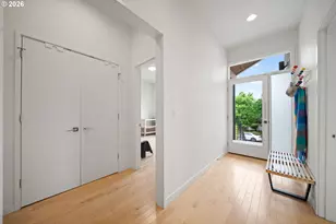 2076 NE Morgan St, Portland, OR 97211 - Photo 3