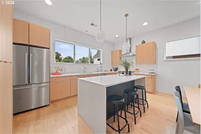 2076 NE Morgan St #A, Portland, OR 97211 - Photo 7