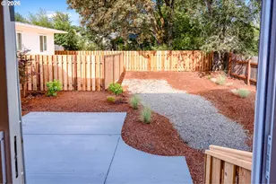 946 NW 10th St, Corvallis, OR 97330 - Photo 33