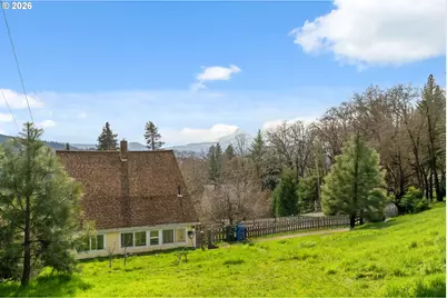 0 NW Garfield Ave #2, White Salmon, WA 98672 - Photo 7