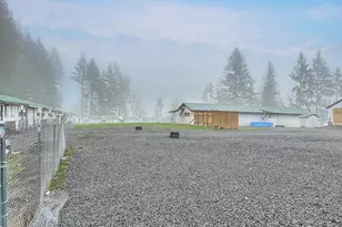 21200 NW Pumpkin Rid, North Plains, OR 97133 - Photo 3