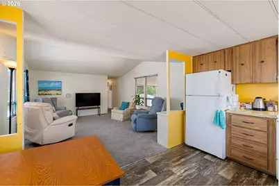 1475 Green Acres Rd #142, Eugene, OR 97408 - Photo 15