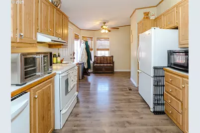 3777 Addy St #12, Washougal, WA 98671 - Photo 9