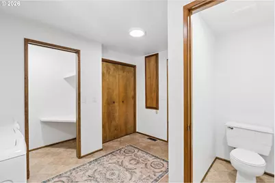 1175 Oak St, Silverton, OR 97381 - Photo 29