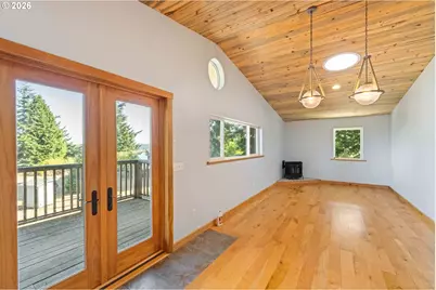 56227 Wisteria Dr, Bandon, OR 97411 - Photo 9