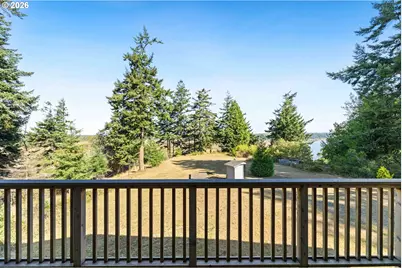 56227 Wisteria Dr, Bandon, OR 97411 - Photo 7