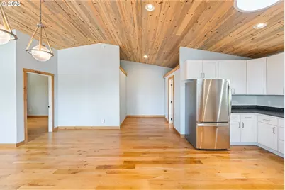 56227 Wisteria Dr, Bandon, OR 97411 - Photo 15