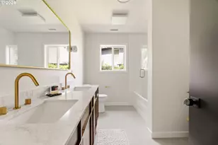 5100 SW Laurelwood Ave, Portland, OR 97225 - Photo 23