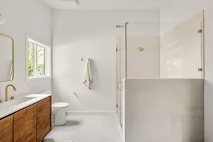 5100 SW Laurelwood Ave, Portland, OR 97225 - Photo 25