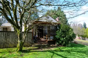 16421 SE Webster Rd, Milwaukie, OR 97267 - Photo 1