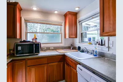 16421 SE Webster Rd, Milwaukie, OR 97267 - Photo 17