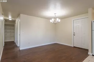 341 Ash St, Sutherlin, OR 97479 - Photo 5