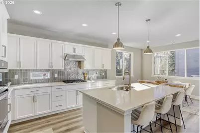 17310 SW Wapato Island Dr, Sherwood, OR 97140 - Photo 9