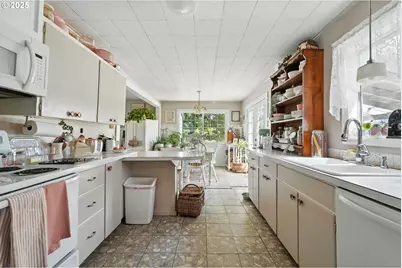 2147 Glenwood Hwy, Goldendale, WA 98620 - Photo 11