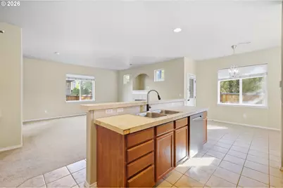5773 Mt Vernon Rd, Springfield, OR 97478 - Photo 9
