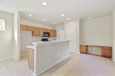 5773 Mt Vernon Rd, Springfield, OR 97478 - Photo 7