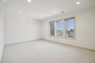 17623 Brookhurst Dr, Lake Oswego, OR 97034 - Photo 29